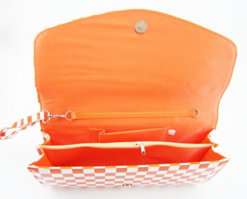 Fashion plaid Shoulder bag with straps - Lining view Fashion plaid Shoulder bag with straps - Lining view