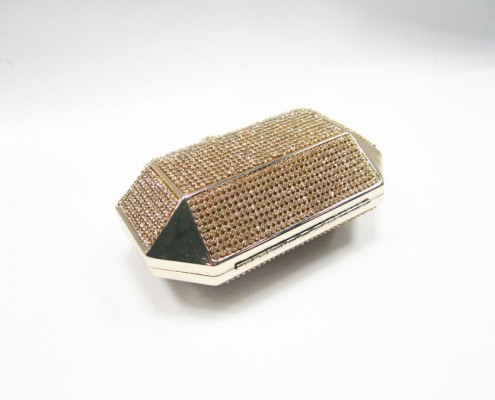Gold crystal rhinestone ladies fashion clutch purse - bottom view Gold crystal rhinestone ladies fashion clutch purse - bottom view