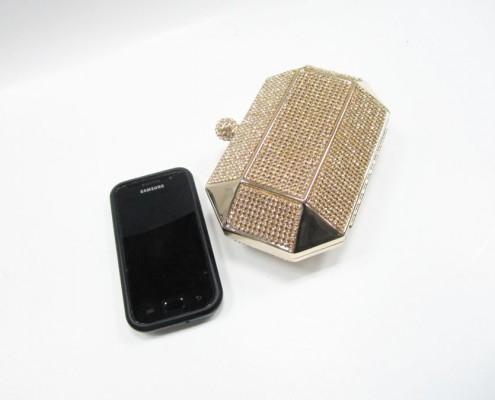 Metal clutch box with crystal rhinestone evening party bag - contrast with mobile Metal clutch box with crystal rhinestone evening party bag - contrast with mobile