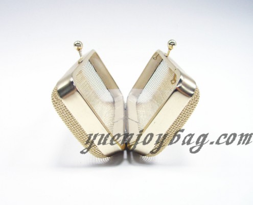 Small metal grid gold transparent kiss lock frame evening purse - inside view Small metal grid gold transparent kiss lock frame evening purse - inside view
