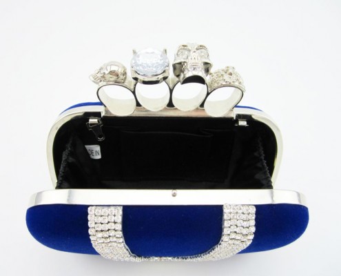 Velvet skull finger rings clutch bag - lining view Velvet skull finger rings clutch bag - lining view