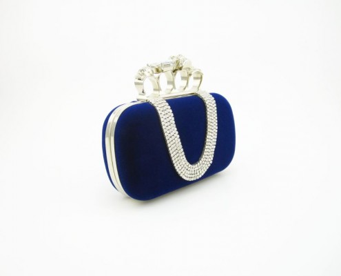 Velvet skull knockle finger ring closure clutch bag Velvet skull knockle finger ring closure clutch bag