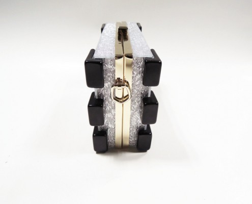Brand Design fashion acrylic box frame clutch handbag with chain from evening bag manufacturer - side view Brand Design fashion acrylic box frame clutch handbag with chain from evening bag manufacturer - side view