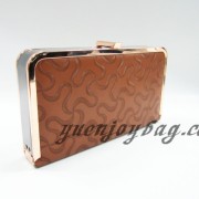 Brown pattern PU faux leather golden metal clip frame party clutch shoulder Messenger bag from factory