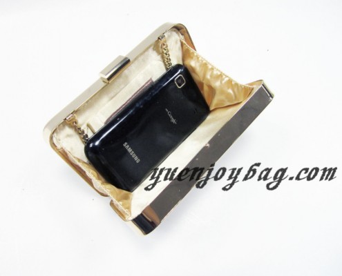 Dazzling Gold Glitter Bling Sequins Evening Party purse Bag Handbag Women Clutch wallet with metal frame - lining view Dazzling Gold Glitter Bling Sequins Evening Party purse Bag Handbag Women Clutch wallet with metal frame - lining view