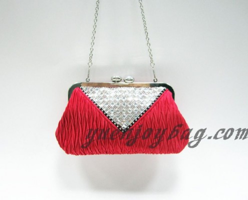 Pleated satin red bridesmaid clutch bag from China Pleated satin red bridesmaid clutch bag from China