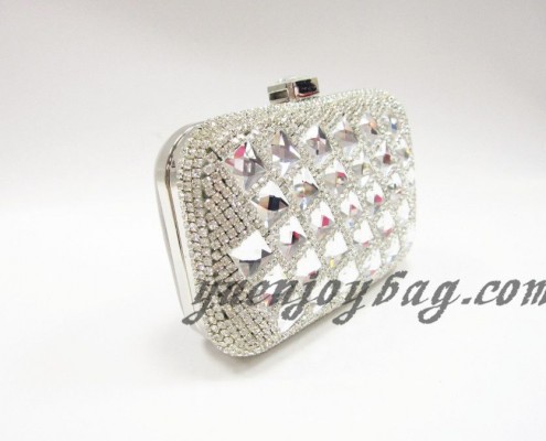 Shiny silver crystal rhinestone diamond metal hard box clutch party bag - side view Shiny silver crystal rhinestone diamond metal hard box clutch party bag - side view
