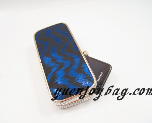 brand design gold metal frame Blue wave pattern PU leather clutch bags with rhinestone clasp - contrast with mobile brand design gold metal frame Blue wave pattern PU leather clutch bags with rhinestone clasp - contrast with mobile