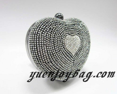 Ladies' Diamond heart shaped clutch bags - side view Ladies' Diamond heart shaped clutch bags - side view