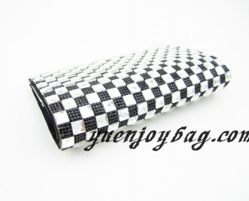 Women's Kisslock Metal Frame Black Crystal Diamond Evening Bag - bottom view
