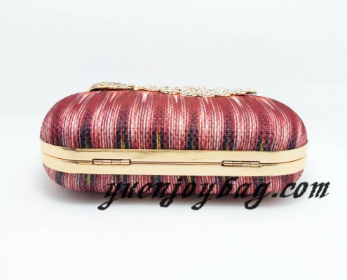 Women's Diamond Peacock Clasp Metal Frame Graduate Color Cotton Evening Bag - bottom view Women's Diamond Peacock Clasp Metal Frame Graduate Color Cotton Evening Bag - bottom view